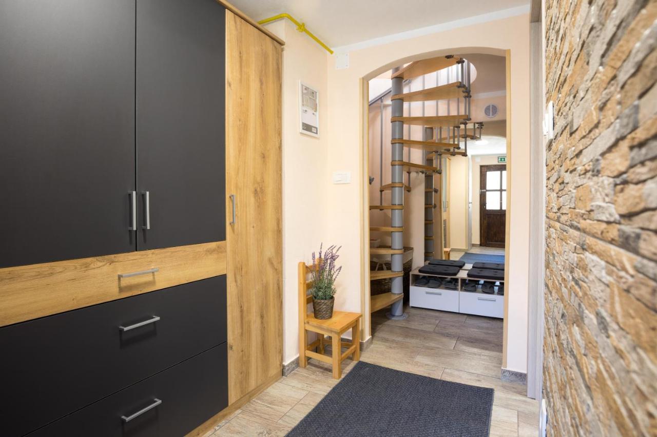 Vila Rozi, Osilnica - Vacation House Pr' Vili Rozi Kültér fotó
