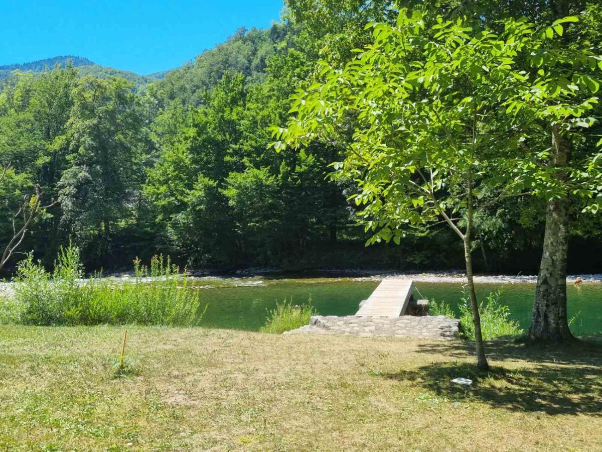 Vila Rozi, Osilnica - Vacation House Pr' Vili Rozi Kültér fotó