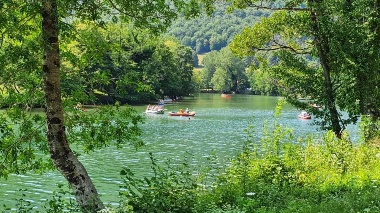 Vila Rozi, Osilnica - Vacation House Pr' Vili Rozi Kültér fotó